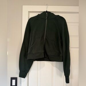 Auth.✅ Lululemon RARE Full-Zip Scuba in “Legacy Green” Size M/L💚